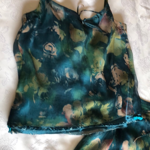 Nougat London Two Pieces Floral Skirt Set 100% Silk - Picture 10 of 15